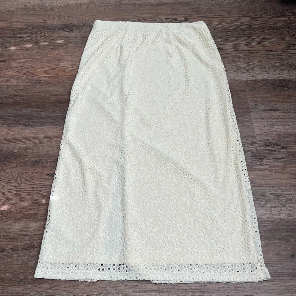NWT Women's Lace Column a-Line Skirt - a New Day White 8